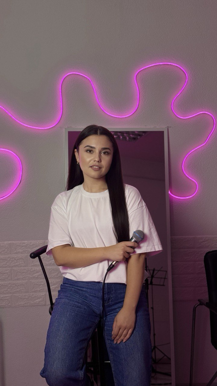 Яна Прусакова